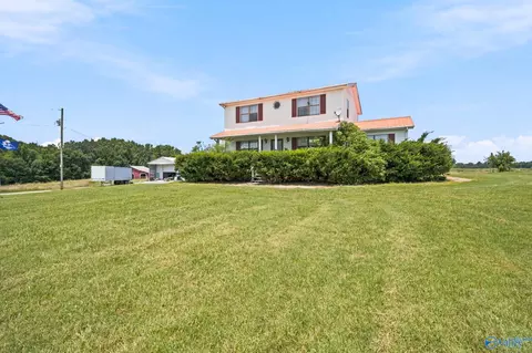 2083 County Road 66, Section, AL 35771 photo 3