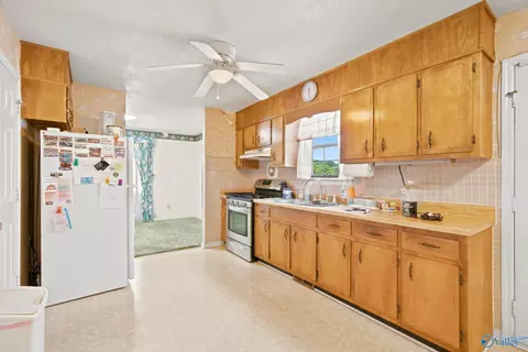 2083 County Road 66, Section, AL 35771 photo 11