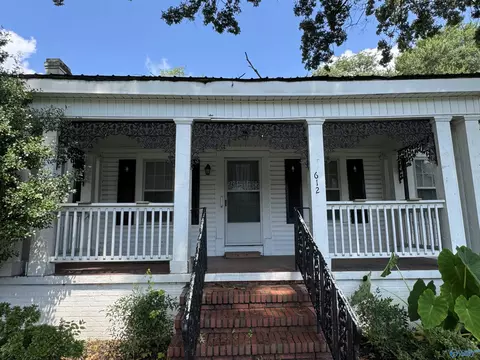 612 Gault Ave, Fort Payne, AL 35967