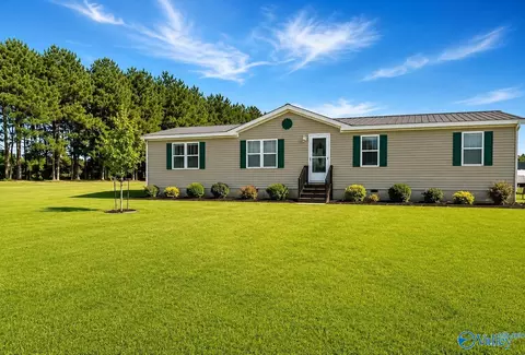1166 County Road 160, Crossville, AL 35962