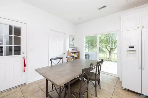 Dining - 825 4th Ave, Hamilton, AL 35570 photo 1 of 1