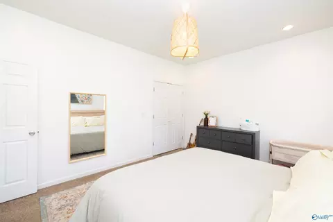 Bedroom - 825 4th Ave, Hamilton, AL 35570 photo 4 of 8
