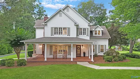 2040 Chapel Hill Rd, Decatur, AL 35603