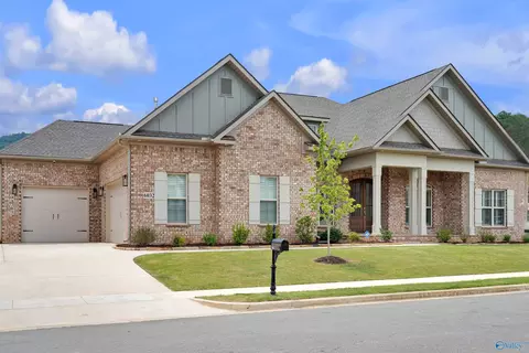 6032 Peach Pond Way, Owens Cross Roads, AL 35763