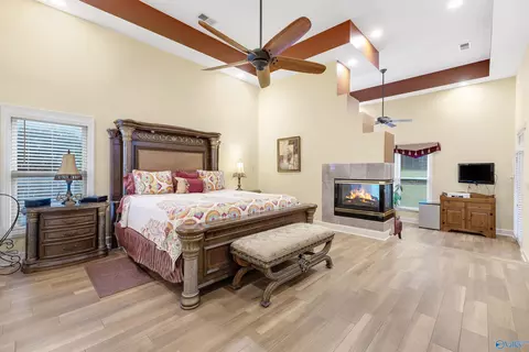 Bedroom - 266 Forest Home Dr, Trinity, AL 35673 photo 3 of 8