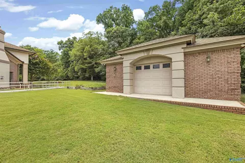 Exterior - 266 Forest Home Dr, Trinity, AL 35673 photo 6 of 8