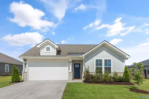 12549 Dale Rd, Athens, AL 35613