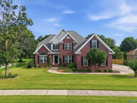 121 Ambergate Dr, Madison, AL 35756