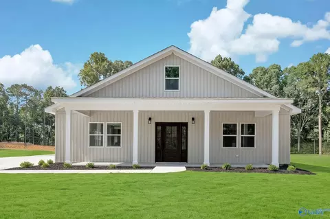 2070 Browns Valley Rd, Guntersville, AL 35976