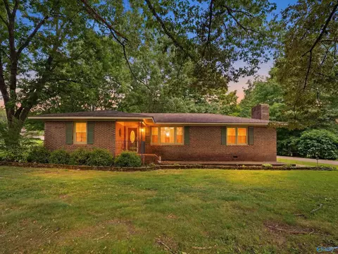 127 Sanderson Rd, Meridianville, AL 35759