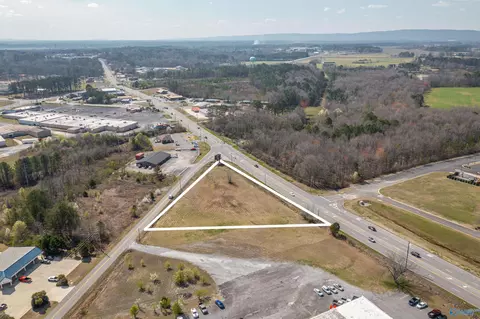 798 Cedar Bluff Rd, Centre, AL 35960 photo 2