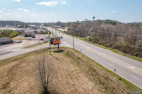 798 Cedar Bluff Rd, Centre, AL 35960 photo 3