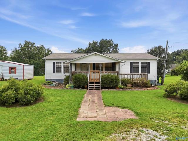 2022 Elkwood Section Rd, Hazel Green, AL 35750