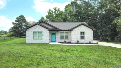 20300 Looney Rd, Athens, AL 35613