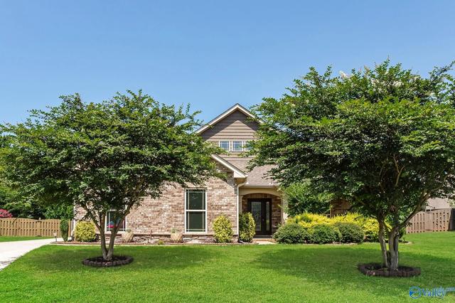 402 Mossyleaf Dr, Huntsville, AL 35824