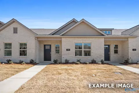 413 Clyde Ln, Hartselle, AL 35640