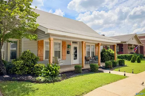 3 Cain St, Decatur, AL 35601