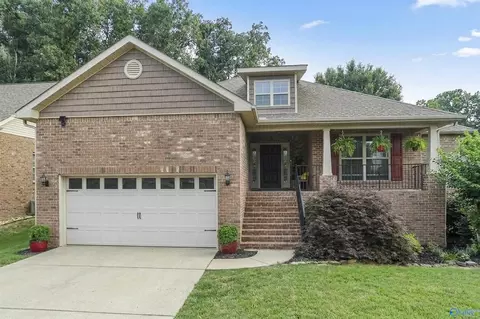 6805 Wintercrest Way, Owens Cross Roads, AL 35763