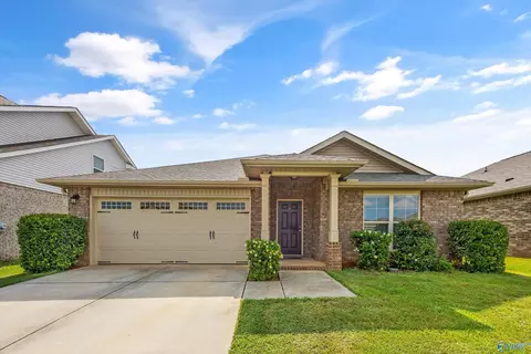 104 Daymark Dr, Madison, AL 35756