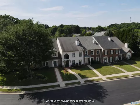 1625 River Bend Pl, Decatur, AL 35601