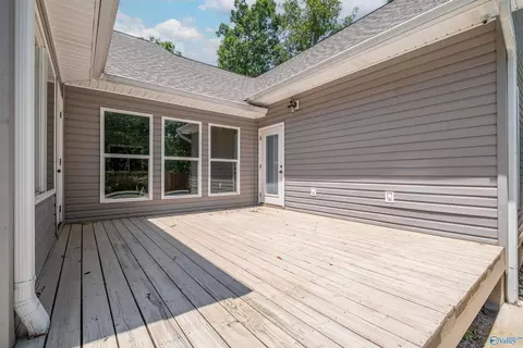 Exterior - 331 James Rd, Gadsden, AL 35903 photo 11 of 14