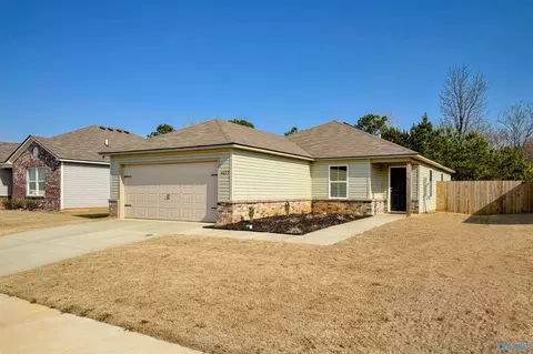 4023 Hudson Ct, Decatur, AL 35603