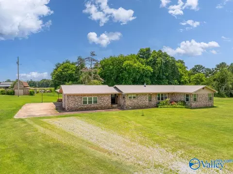 Exterior - 2152 County Road 49, Section, AL 35771 photo 1 of 7