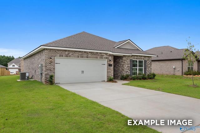 236 Irish Hill Dr, Meridianville, AL 35759