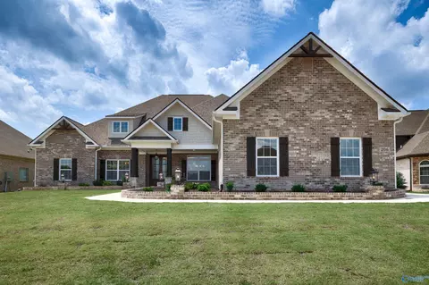 143 Lanwood Dr, Huntsville, AL 35811