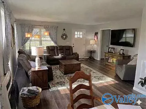 Living - 232 Emery Cir, Section, AL 35771 photo 1 of 1