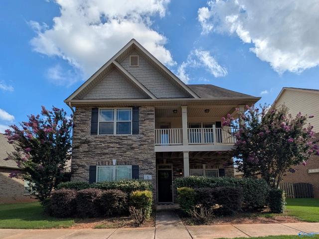 8 Leyland Dr, Huntsville, AL 35824
