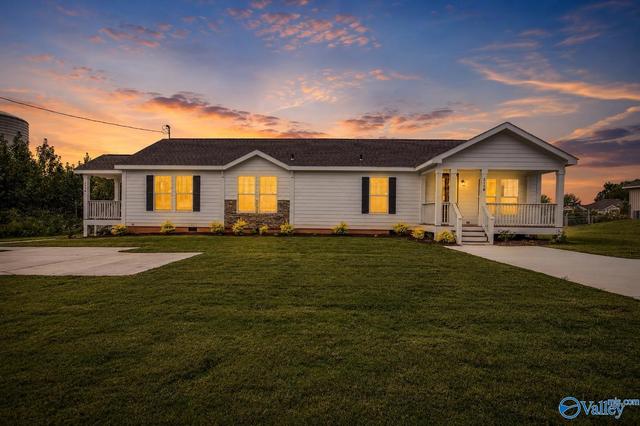 214 Fern Bank Dr, Hazel Green, AL 35750