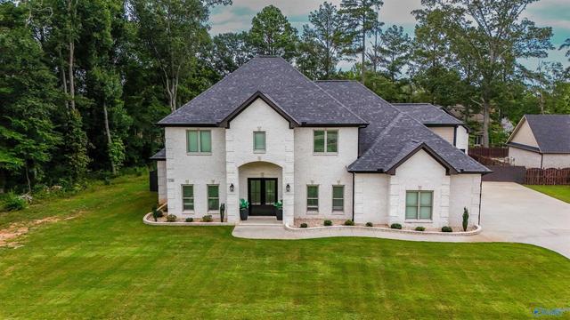 2306 Selma St, Decatur, AL 35603