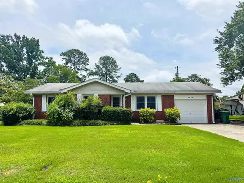 3905 SW Ashland Dr, Huntsville, AL 35805