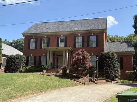 1420 Governors Pl, Huntsville, AL 35801