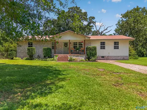 415 Lester St, Glencoe, AL 35905