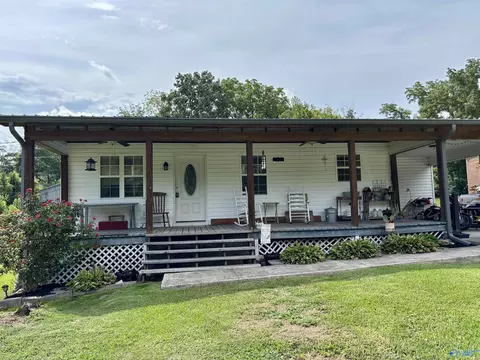 1110 Valley Dr, Attalla, AL 35954
