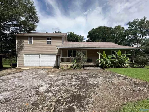 529 Turner Ln, Gadsden, AL 35904