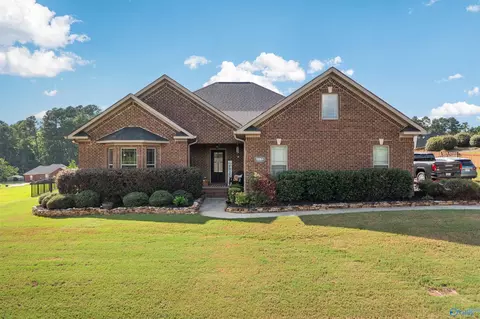5864 Tydan Ln, Southside, AL 35907