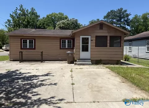 223 SW 11th Ave, Decatur, AL 35601