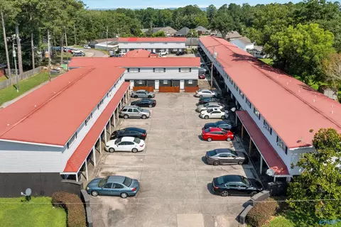 107 Bailey St, Rainbow City, AL 35906