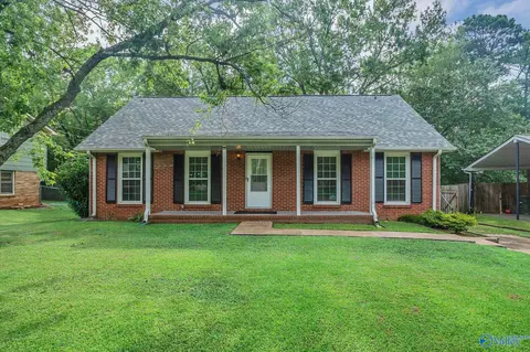 2616 Thornhill Rd, Huntsville, AL 35810