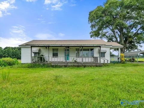3855 County Road 71, Centre, AL 35960