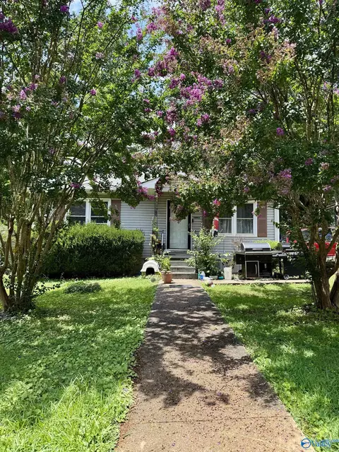 2109 Hill St, Huntsville, AL 35810