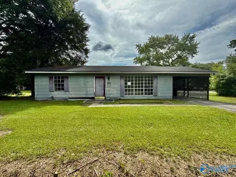 614 Mcgaugh St, Hartselle, AL 35640