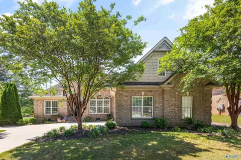 25986 Rosedown Dr, Athens, AL 35613