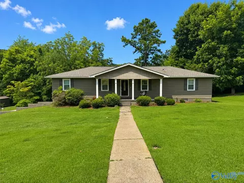 103 Gwindale Rd, Gadsden, AL 35901