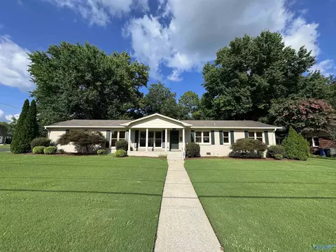 3301 Beverly Dr, Huntsville, AL 35801