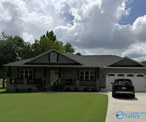 2265 Oak Dr, Boaz, AL 35956
