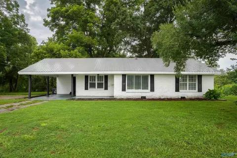 695 County Road 131, Russellville, AL 35654
